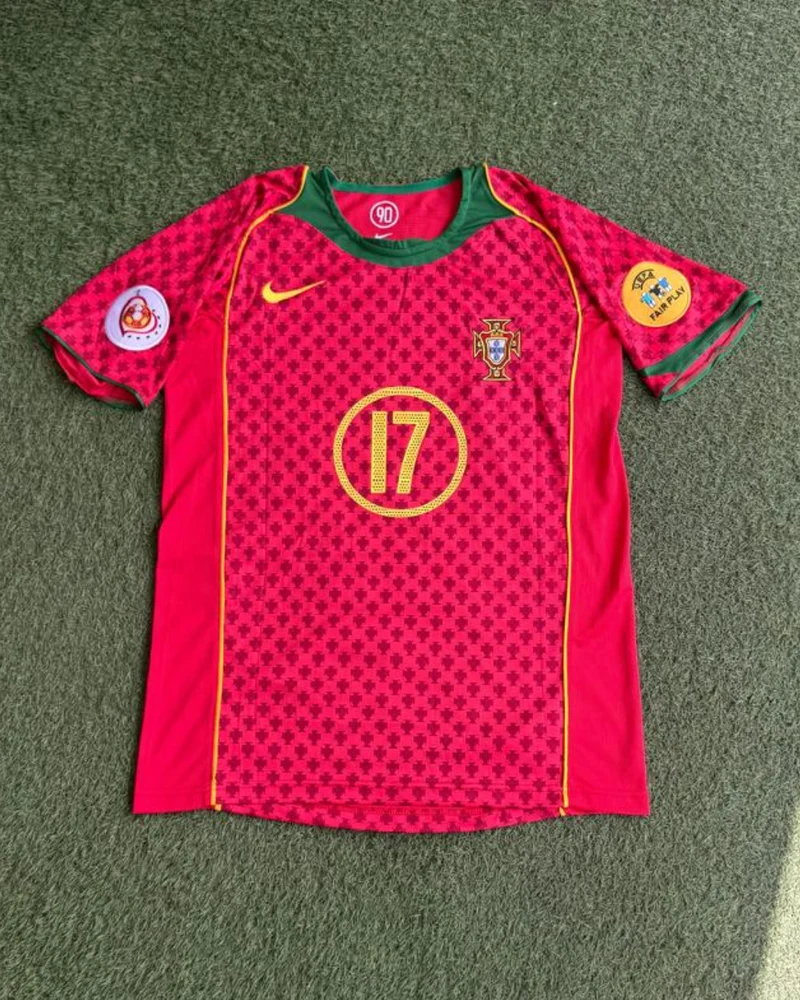 Portugal C. Ronaldo #17 Retro 2004